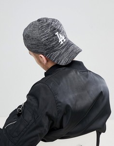 Трикотажная кепка с регулируемой застежкой New Era 9Forty LA Dodgers - Серый