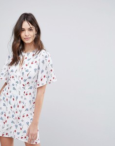 Чайное платье с запахом и цветочным принтом Fashion Union - Белый