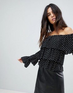 Топ с оборкой и принтом ASOS - Черный