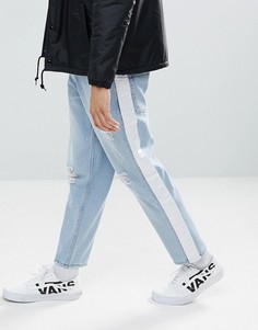 Светлые джинсы с полосками и потертостями ASOS - Синий