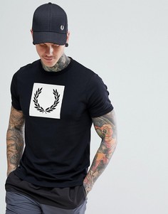 Черная футболка с принтом лаврового венка Fred Perry - Черный