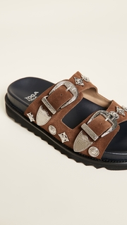 Toga Pulla Buckle Slides