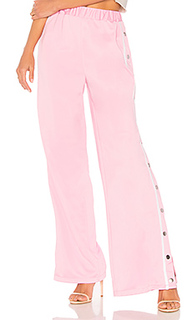 Спортивные штаны с пуговицами сбоку athletic pant - Lovers + Friends