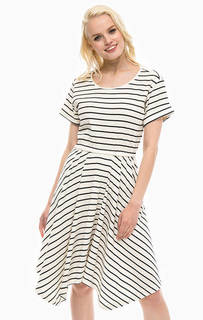 Платье молочного цвета с расклешенной юбкой Pennyblack