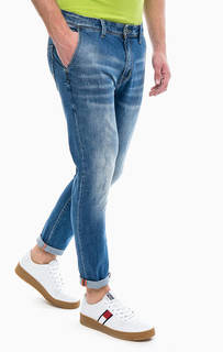 Джинсы с заломами и потертостями Gaudi