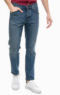 Синие джинсы зауженного кроя Wrangler
