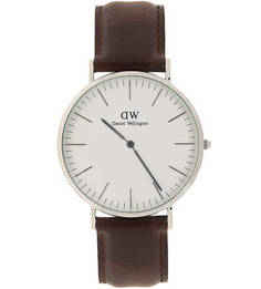 Часы с коричневым кожаным браслетом Daniel Wellington
