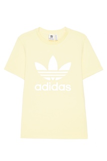 Желтая футболка с логотипом Adidas