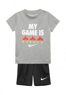 Костюм спортивный Nike