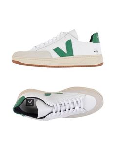 Низкие кеды и кроссовки Veja