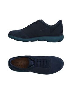 Низкие кеды и кроссовки Geox