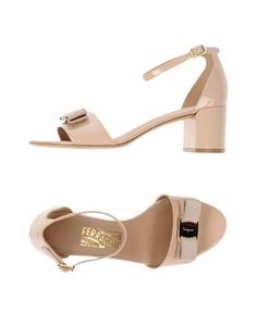Сандалии Salvatore Ferragamo