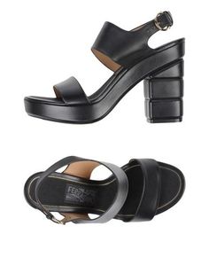 Сандалии Salvatore Ferragamo