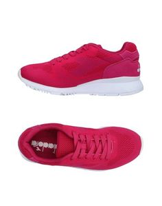 Низкие кеды и кроссовки Diadora