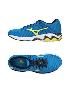 Низкие кеды и кроссовки Mizuno