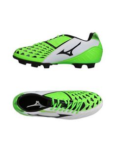 Низкие кеды и кроссовки Mizuno