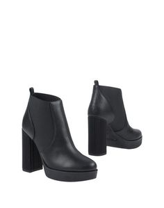Полусапоги и высокие ботинки Pollini