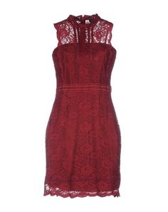 Короткое платье Topshop