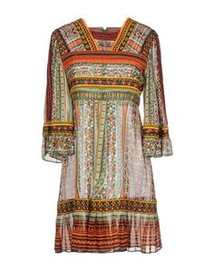Короткое платье Valentino