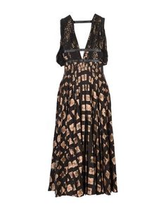 Длинное платье Valentino