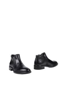 Полусапоги и высокие ботинки Pollini