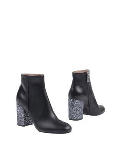Полусапоги и высокие ботинки Pollini