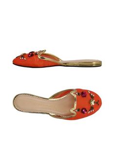 Мюлес и сабо Charlotte Olympia