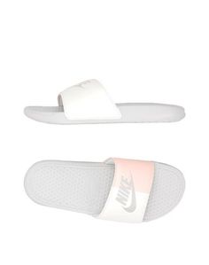 Сандалии Nike