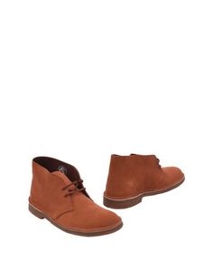 Полусапоги и высокие ботинки Clarks