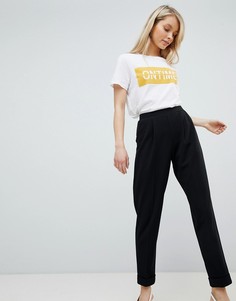 Суженные книзу брюки с отворотами Miss Selfridge - Черный