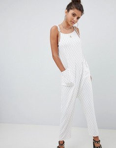 Трикотажный комбинезон с принтом стрел ASOS DESIGN - Мульти