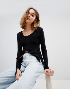 Топ с овальным вырезом и оборкой Free People - Черный