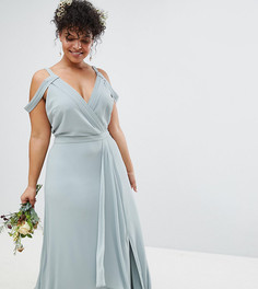 Платье макси с запахом и открытыми плечами TFNC Plus Bridesmaid - Зеленый