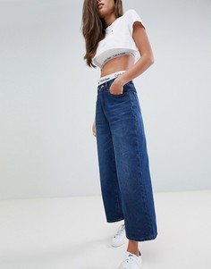 Укороченные джинсы с широкими штанинами PrettyLittleThing - Синий