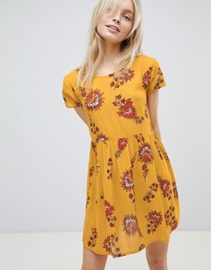 Платье с присборенной юбкой и цветочным принтом Brave Soul - Желтый