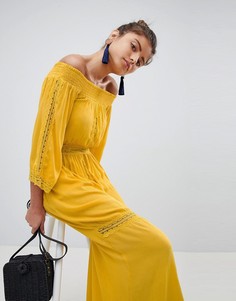 Платье макси с широким вырезом и кружевными вставками Boohoo - Желтый