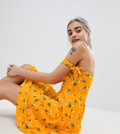 Приталенное платье мини бандо с цветочным принтом ASOS DESIGN Petite - Мульти