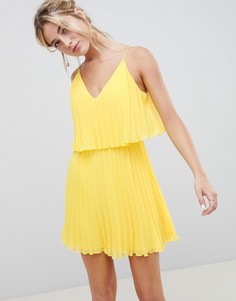 Плиссированное платье мини с кроп-топом ASOS DESIGN - Желтый