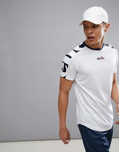 Белая теннисная футболка с большим логотипом на рукаве ellesse - Белый