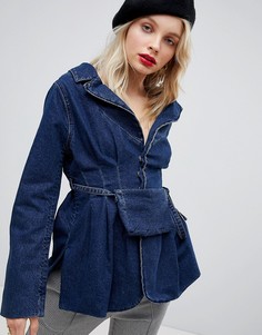 Приталенная джинсовая куртка с сумкой-кошельком на пояс ASOS DESIGN - Синий