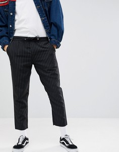 Черные укороченные брюки в тонкую полоску boohooMAN - Черный