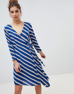 Асимметричное платье миди в полоску с запахом New Look - Синий
