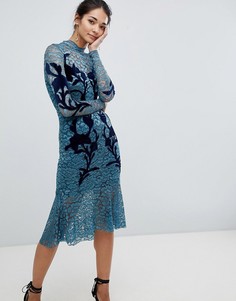 Платье с цветочной аппликацией Hope &amp; Ivy - Синий