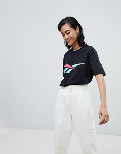 Футболка с контрастным логотипом Reebok - Черный