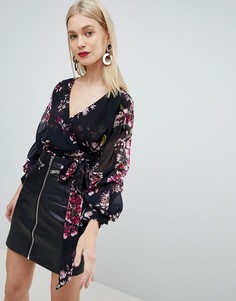 Блузка с цветочным принтом и оборкой Lipsy - Мульти