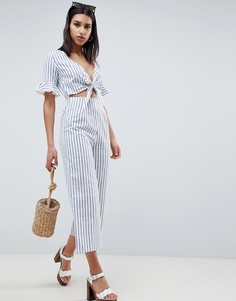 Комбинезон в полоску с завязкой и вырезами ASOS DESIGN - Мульти