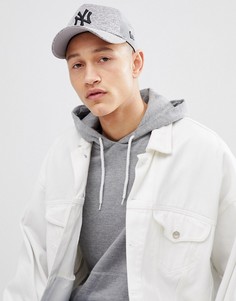 Трикотажная кепка New Era NY - Серый