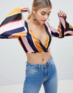 Кроп-топ в полоску с рукавами клеш PrettyLittleThing - Мульти