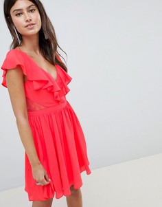 Платье мини с кружевной вставкой и оборками ASOS DESIGN - Красный
