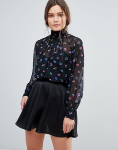 Блузка в яркий цветочек с высоким воротником ASOS DESIGN - Мульти
